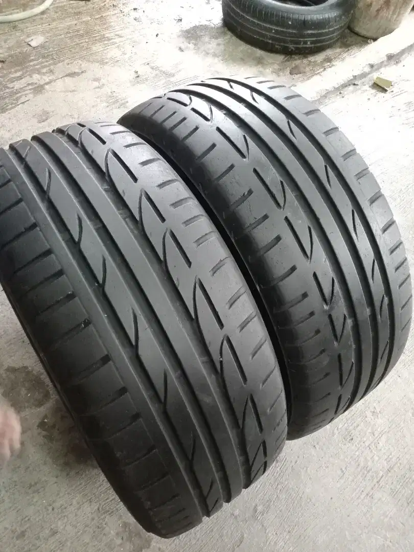 Bridgestone Potenza 225 45 R18