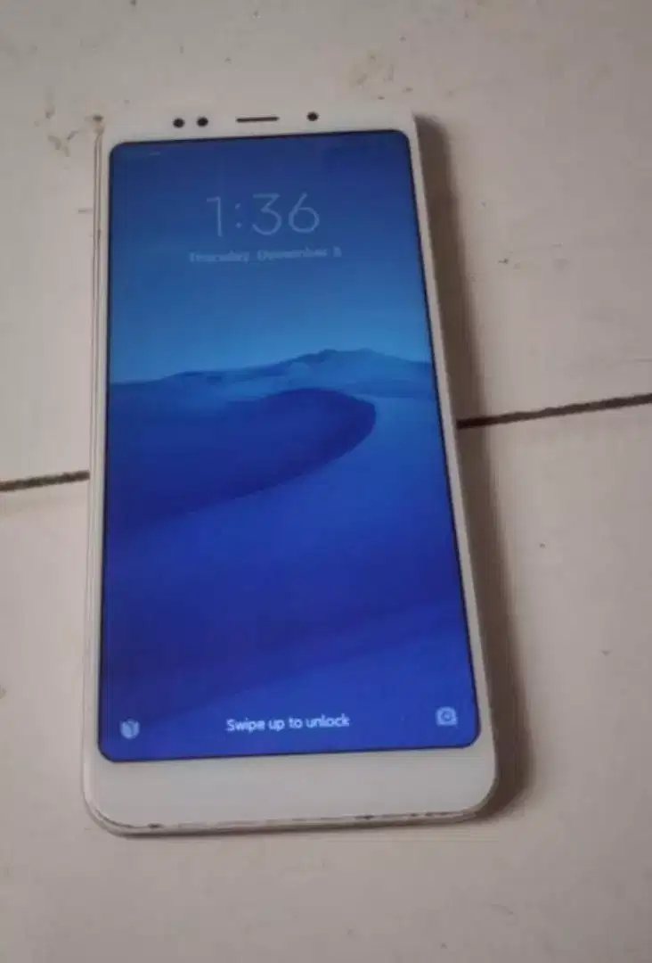 Jual bu HP xiaomi redmi 5 plus ram 3/32 Gb