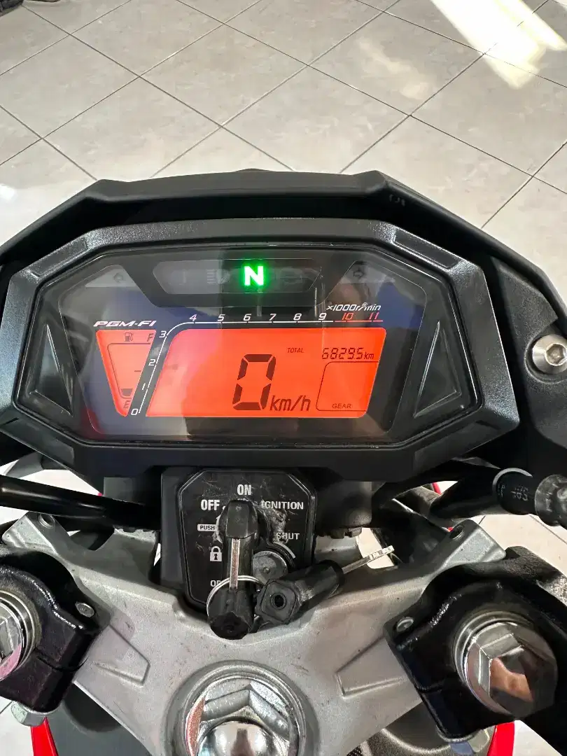 Honda Sonic R Se 150cc Tahun'' 2023 km 6Rb Anugerah Motor Pucang