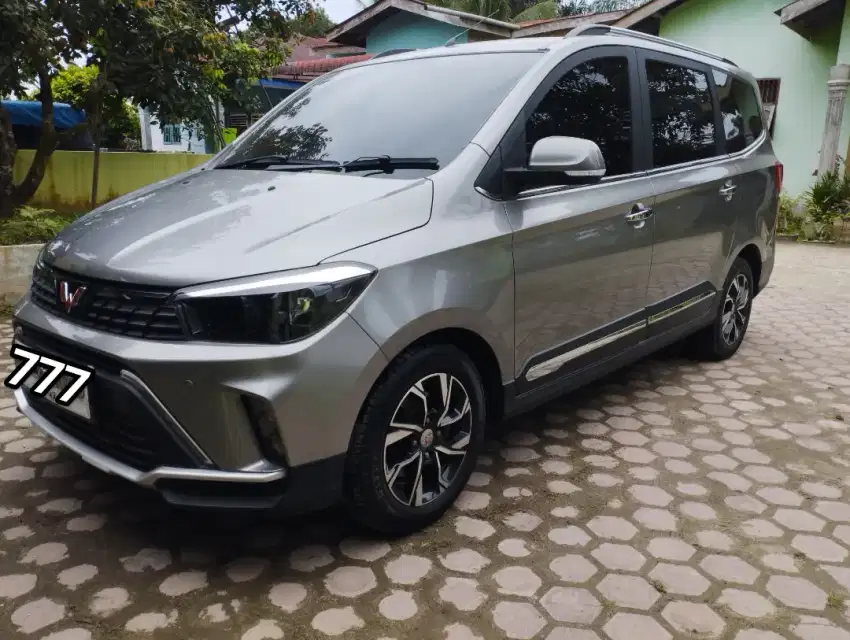 Wuling Confero S L Lux Plus 1.5