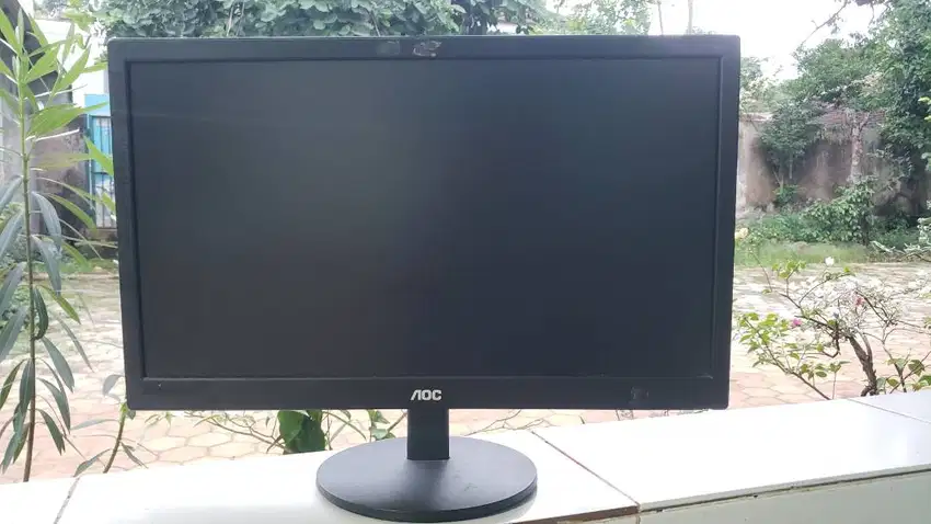 MONITOR AOC E2070SWNE