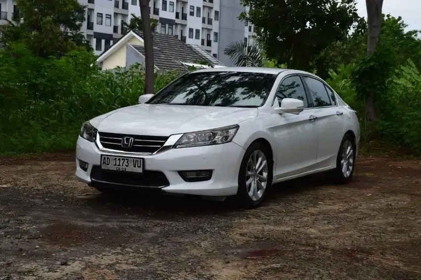 TERMURAH!! HONDA ACCORD 2.4 VTIL 2013 Facelift, ISTIMEWA!