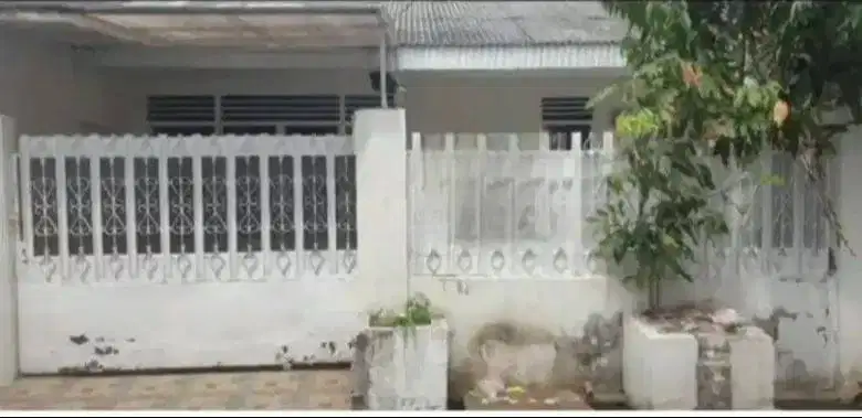 Rumah di jual cepat BU Perumahan  buaran 2  LT 98 LB 78