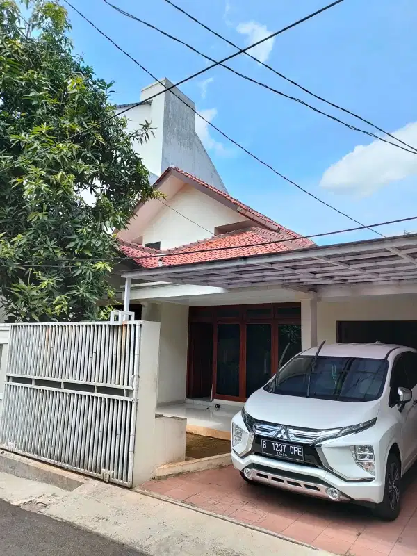 Dijual Rumah di Jl Ciomas 2 No. 17, Kebayoran Baru