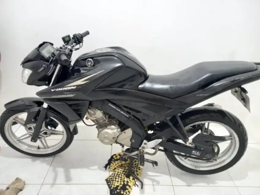 Di jual motor vixion 2017