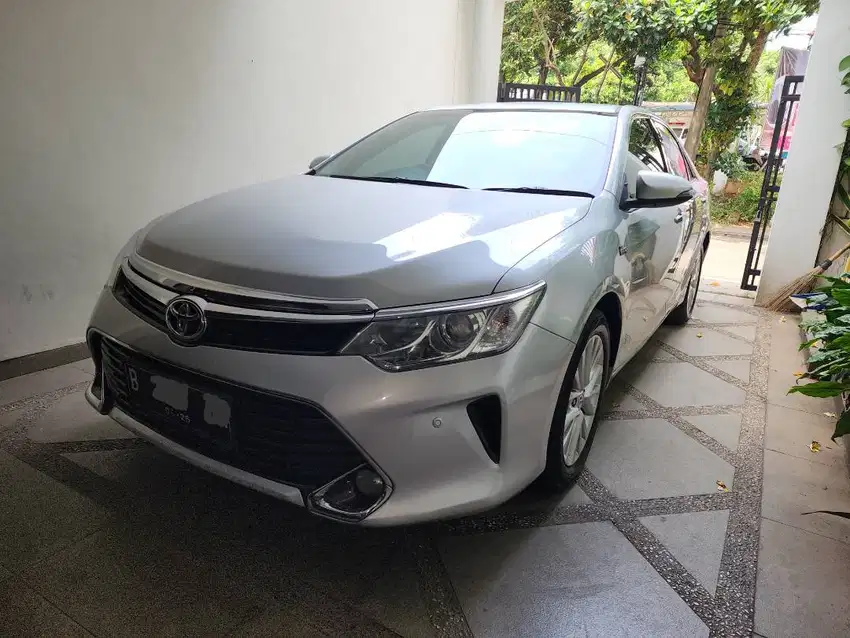 Toyota Camry 2.5 V AT 2015