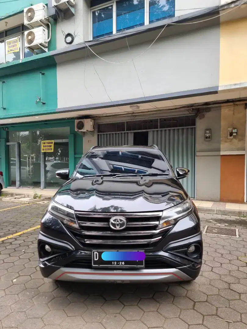 TDP 14 JT RUSH 1.5 S TRD SPORTIVO MATIK 2019 HITAM