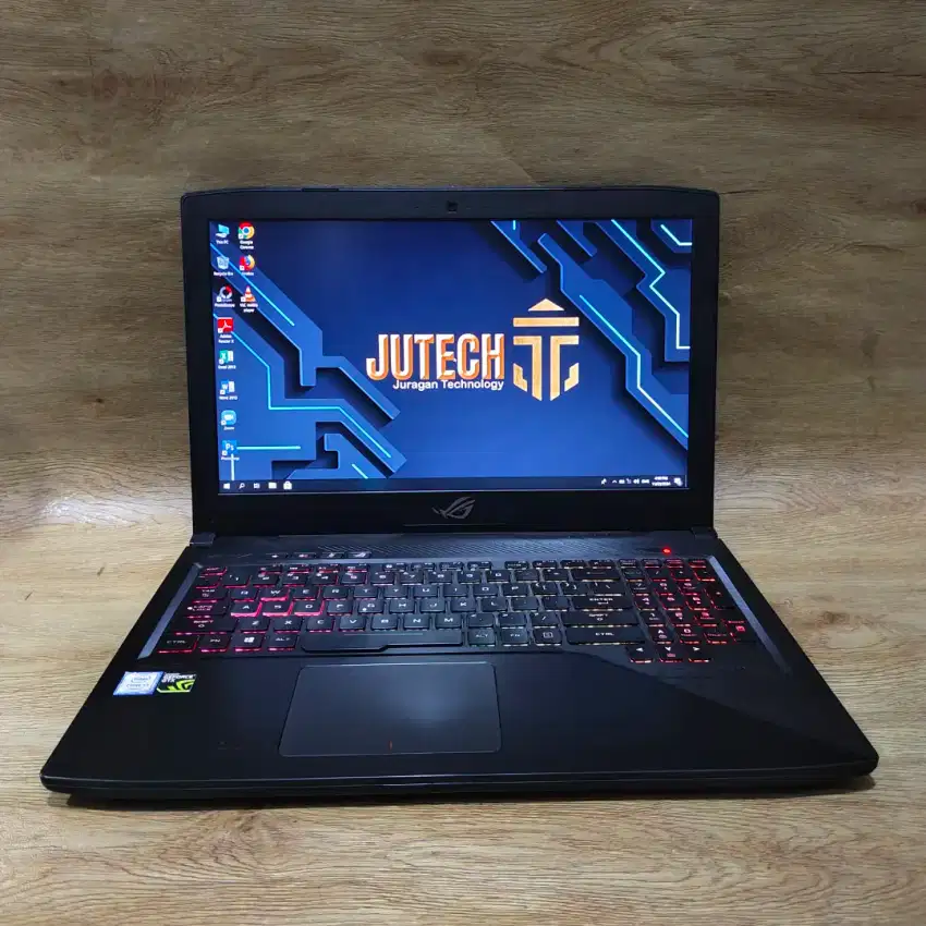 Laptop Asus ROG Strix gaming Core i7 Gen 8 Ram 16GB Dual VGA Mouse Bar