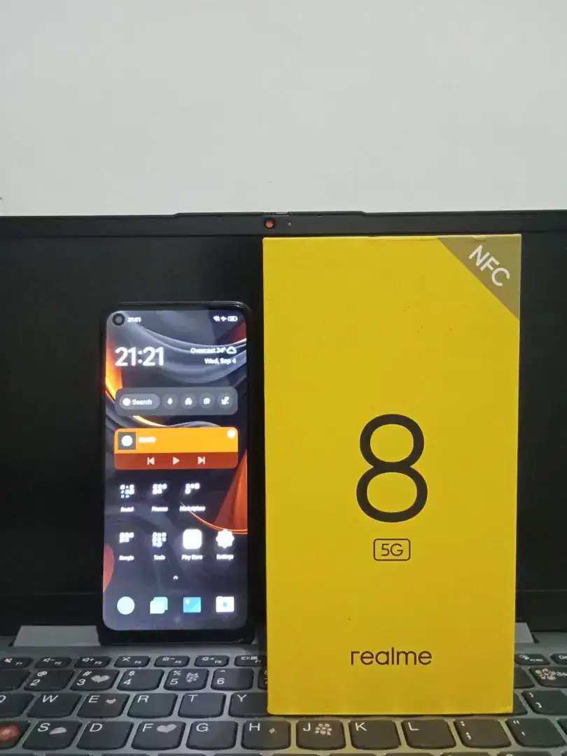 Realme 8 5G NFC