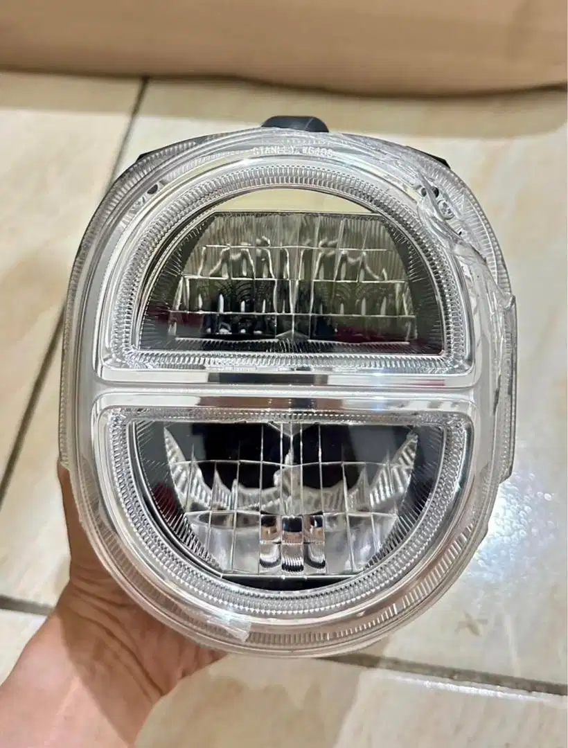 Lampu depa/headlamp fazzio (mika pecah)