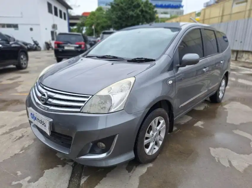 [OLXmobbi]  Nissan Grand Livina 1.5 XV Bensin-MT 2012 Abu-Abu