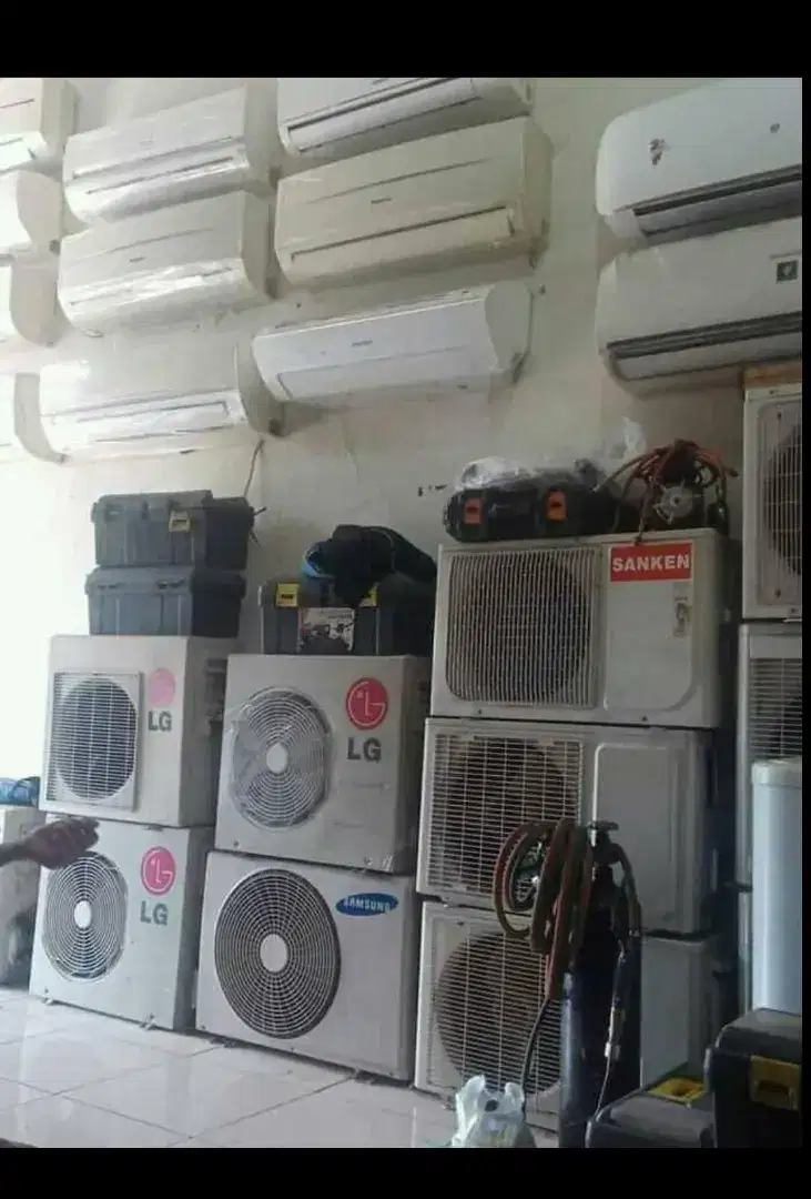 Service AC bongkar pasang AC perbaikan AC kulkas freezer dll panggilan