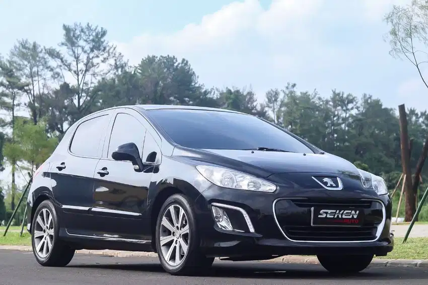 Peugeot 308 SX 1.6 Turbo Panoramic Automatic 2012 Hitam Facelift