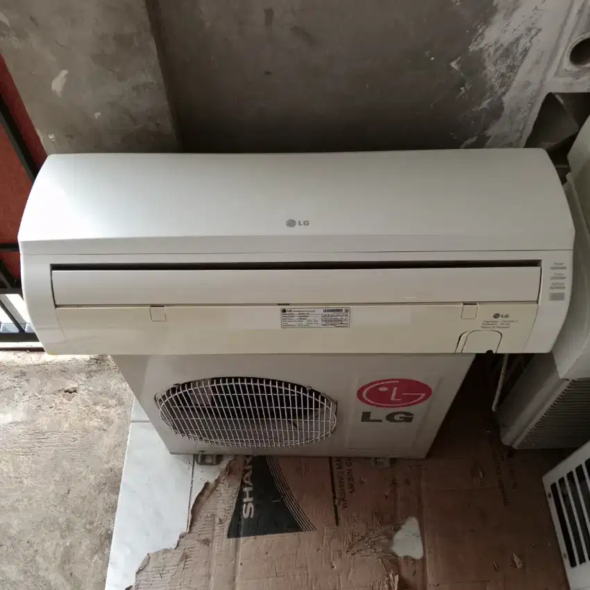 Dijual AC LG ½PK 260 watt