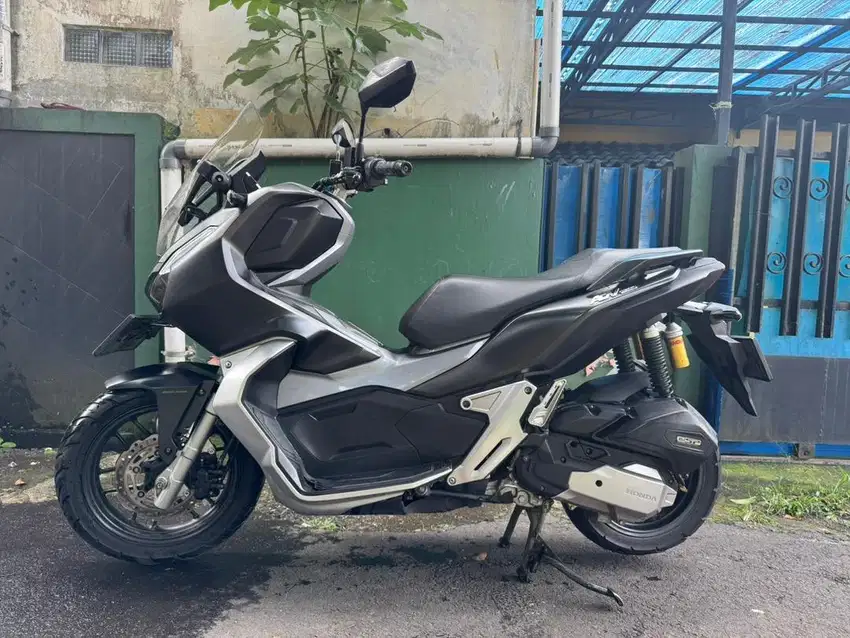 Adv 150 cbs 2019 hitam doff  F kabupaten