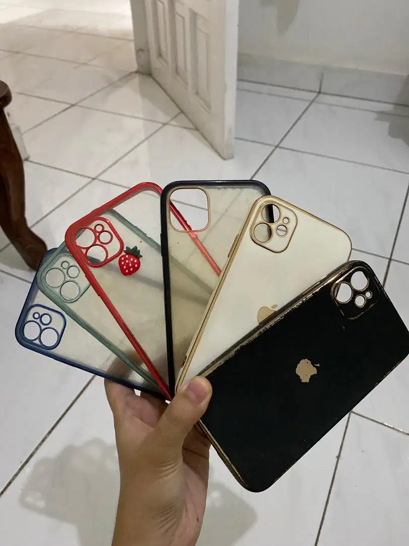 Casing iphone 11