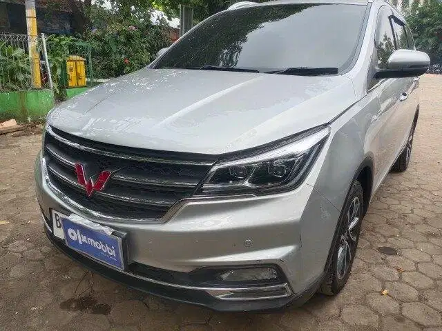 DP Rendah - Wuling Cortez 1.8 L Lux i-AMT Bensin-AT 2018 (BYY)