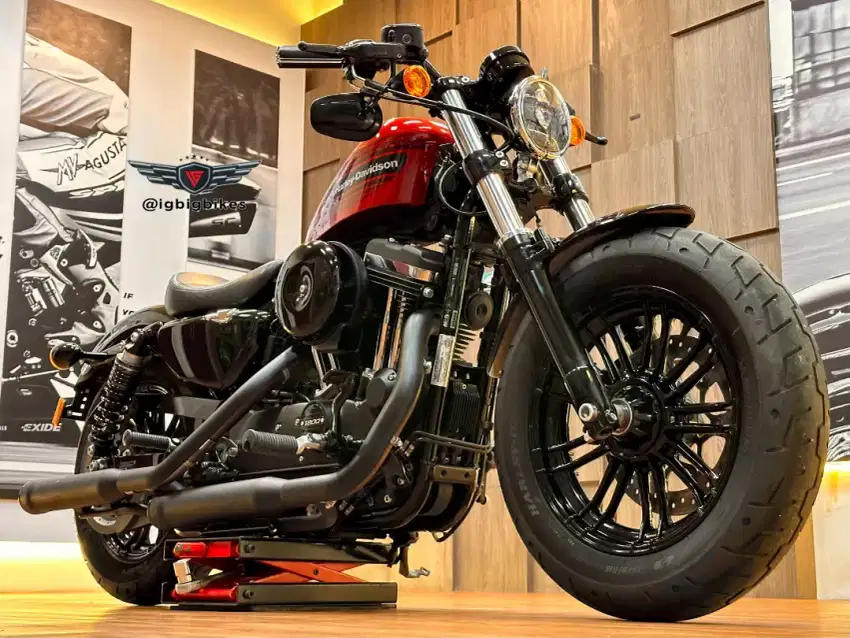 Harley sportster 48 Wicked Red