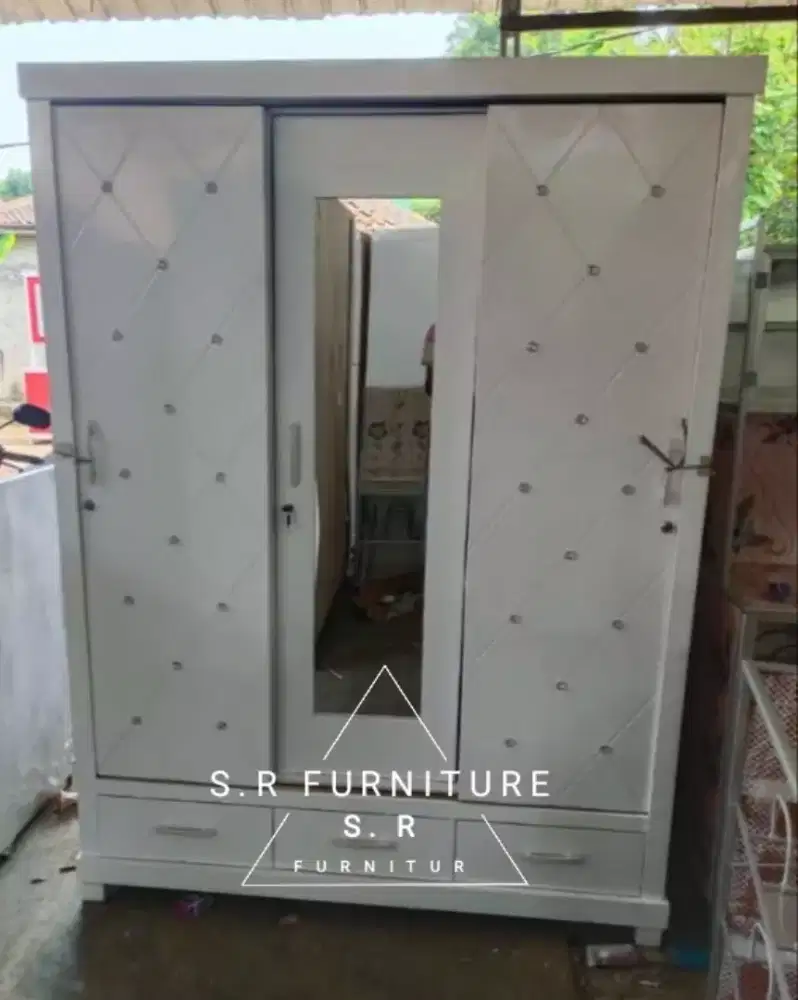 LEMARI PAKAIAN SLEDING ANTI AIR