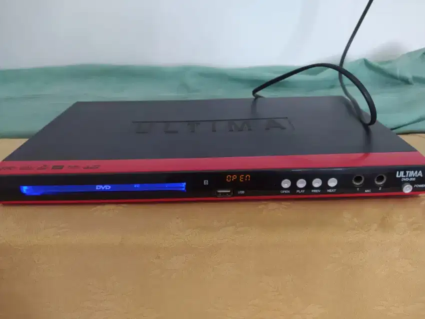 Dvd player 3 buah kondisi nyala