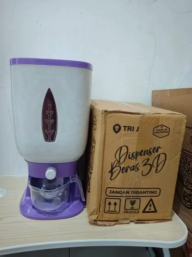 70rb Tempat Beras Dispenser 10kg+gelasukur Bhn Tebal Uk32x20x39cm BARU