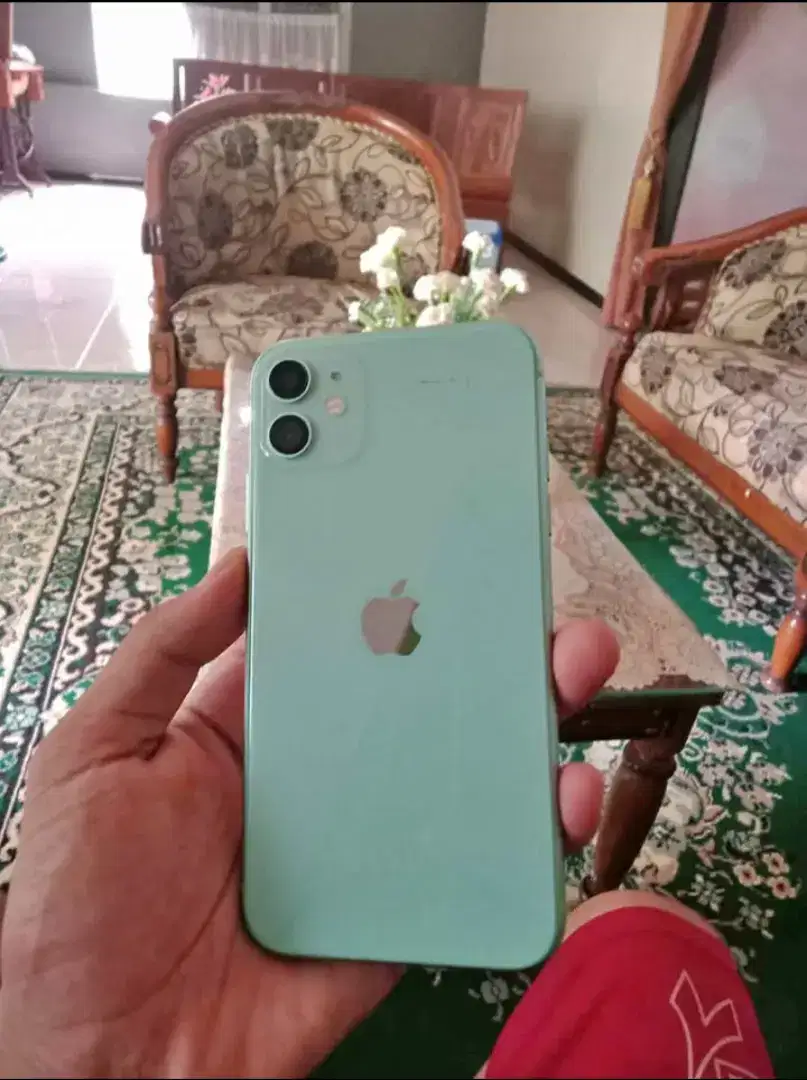 iPhone 11 128GB (Bekas) – Kondisi Bagus