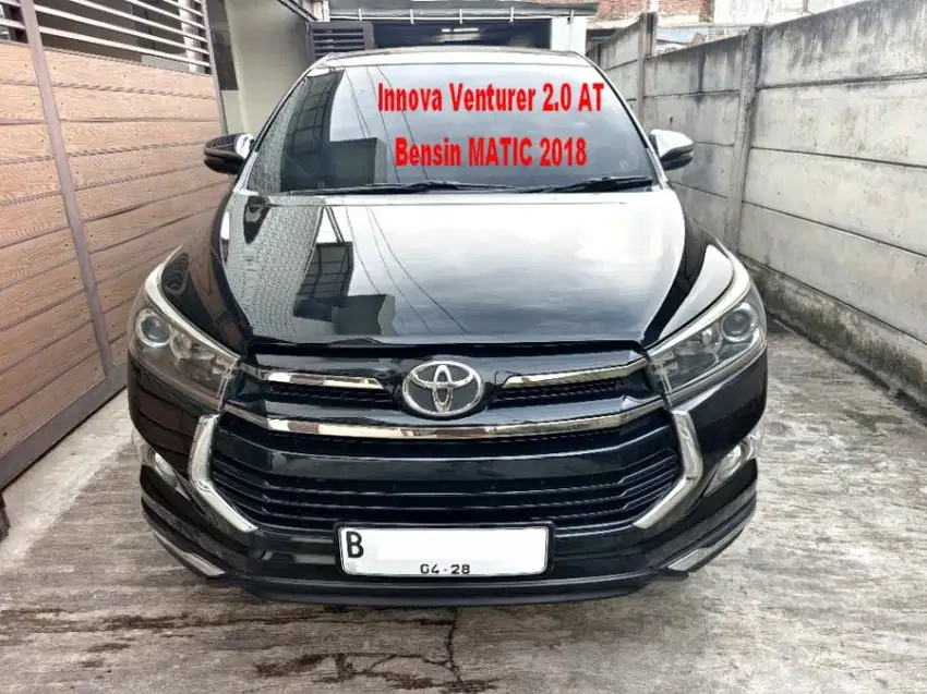 Toyota Innova Venturer 2.0 AT 2018 Matic Bensin Q