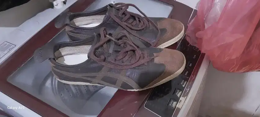 Onitsuka tiger brown