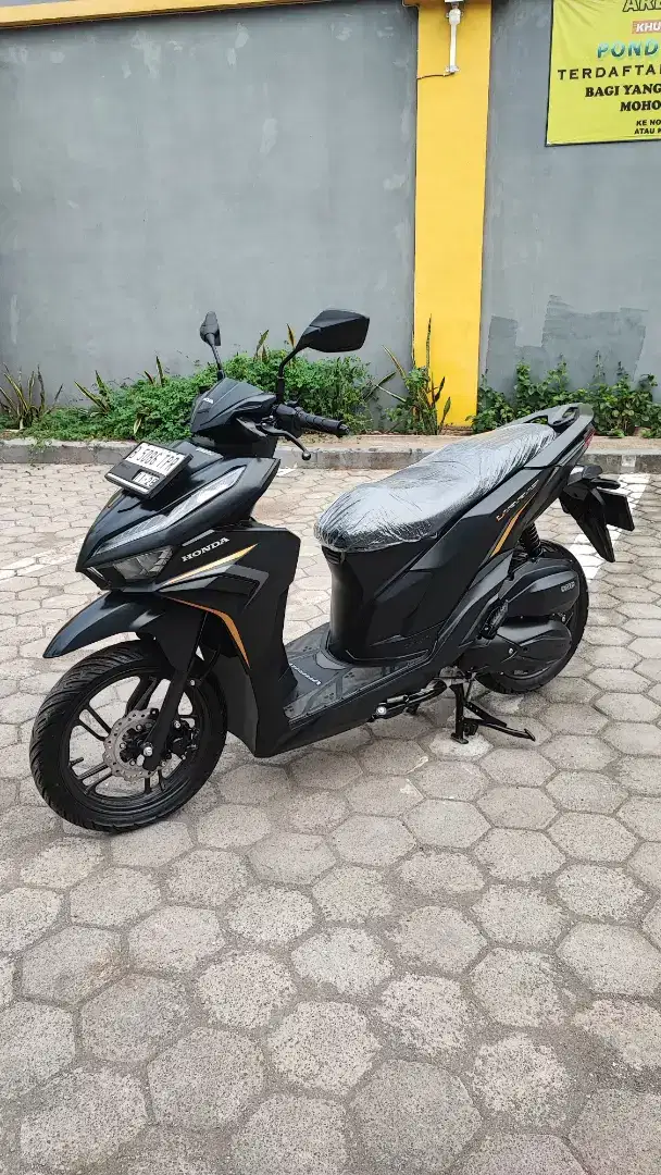 Honda VARIO 125 CBS ISS 2023 murah full gress good condition