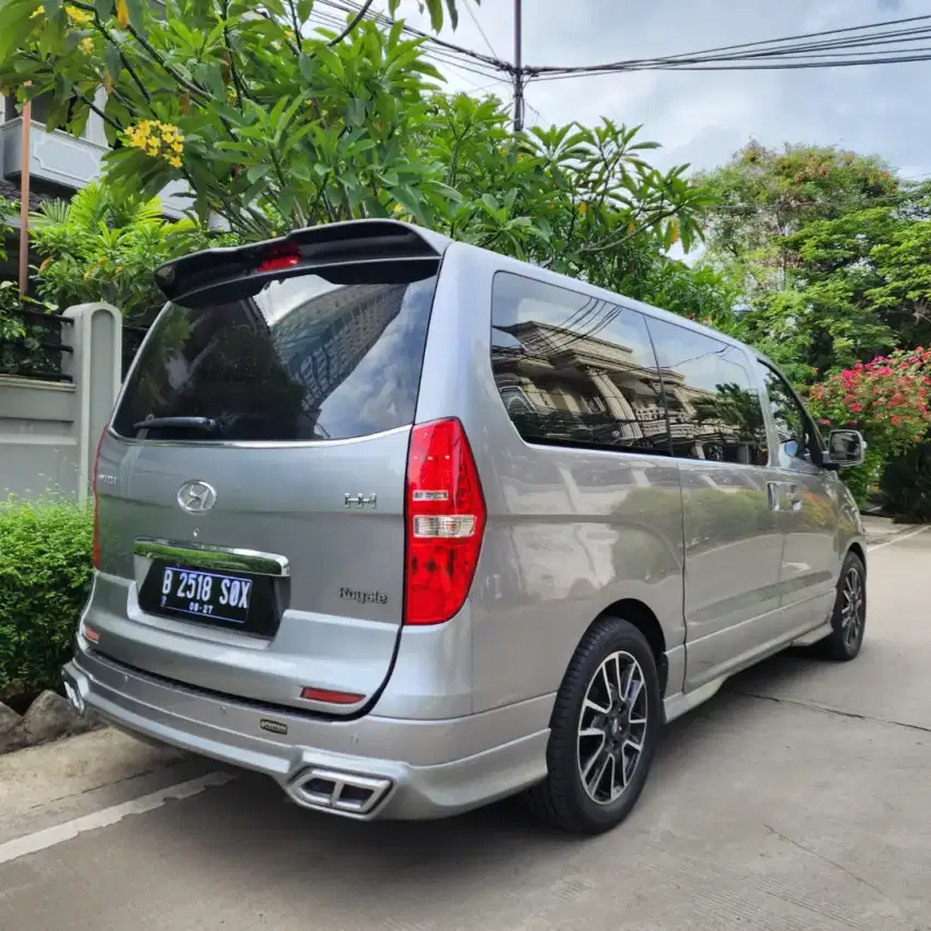 Rapi Sekali. BGS BGT. Hyundai H1 ROYALE DIESEL 2017 Silver