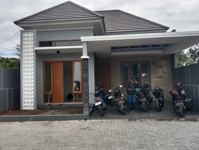 Rumah Baru Dalam Cluster Timur Pasar Cebongan