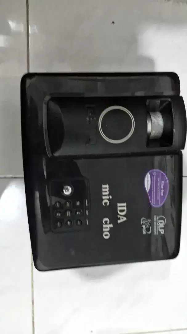 BenQ  projector