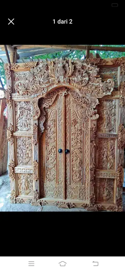 Pintu ukir bali