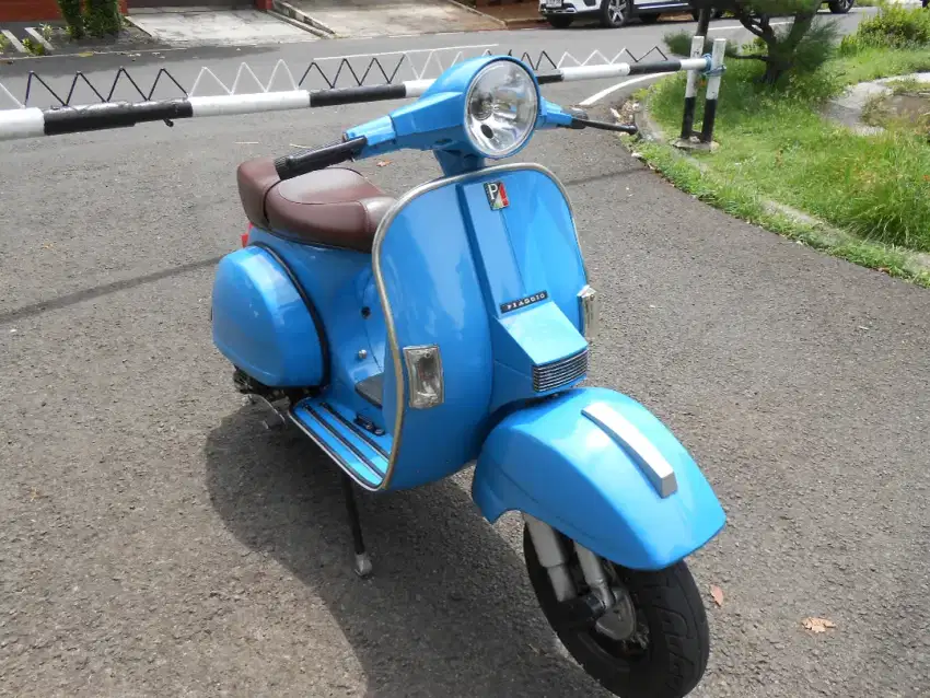 Vespa exclusive 2 1992 look new px