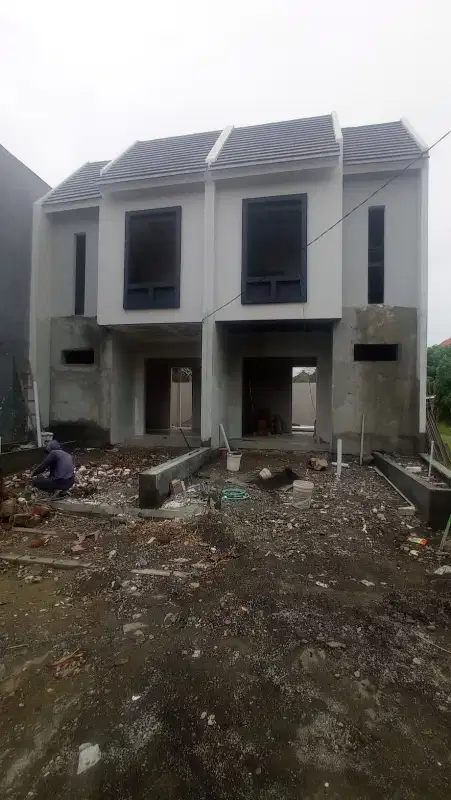 Rumah 2 Lantai di Surabaya Barat  tanpa DP free biaya biaya