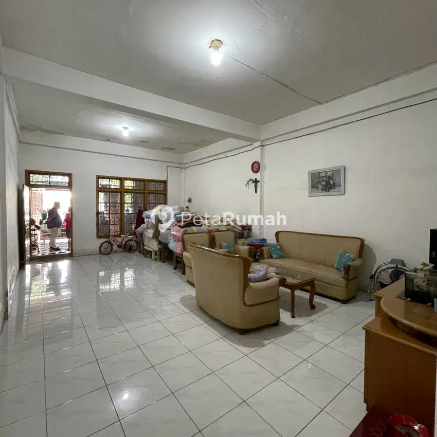 DIJUAL RUKO JALAN MADIO SANTOSO (Indra)