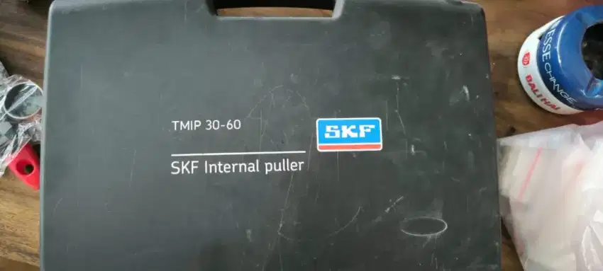 Skf internal bearing puller set TMIP 30 - 60