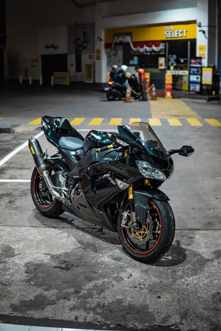 KAWASAKI ZX10R FULLPAPER