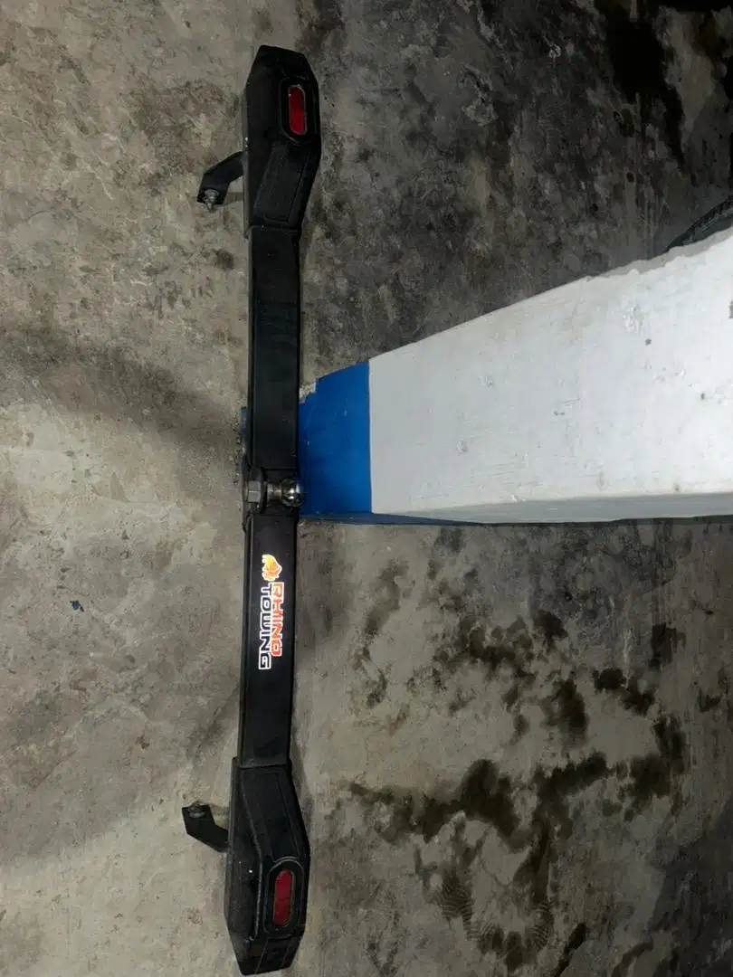 Bumper towing bar belakang