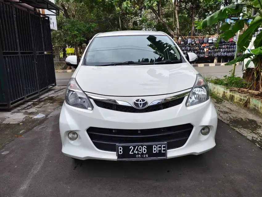 Avanza Veloz 1.5 at matic putih 2015