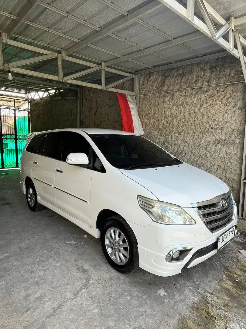 Menjual kijang iniva