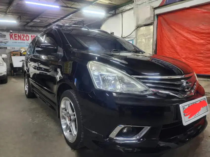 Dp 4 jt Grand Livina Hws a/t 2014