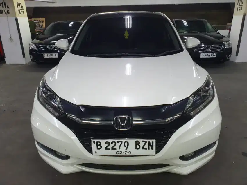 Honda HRV 1.8 Prestige 2019 Panoramic FullOriginal Sepe