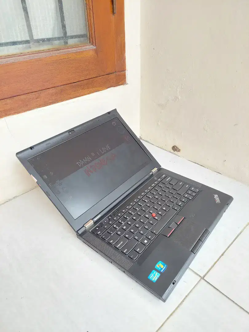 Lenovo Thinkpad T430 Cocok Untuk Ngetik Dan Bikin Skripsi Siap Pakai