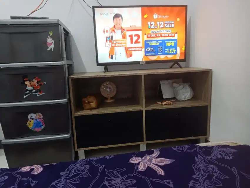 Meja buffet tv minimalis