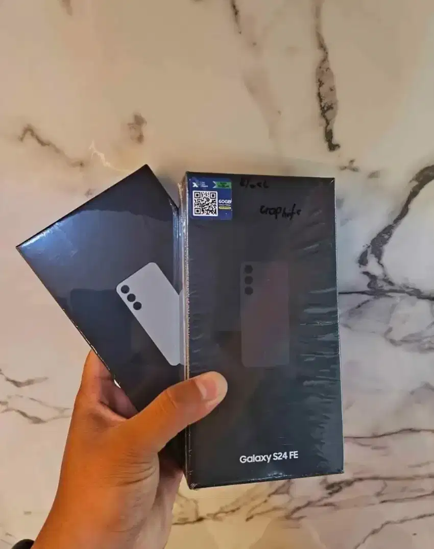 SAMSUNG S24FE 5G 16/256 NFC
