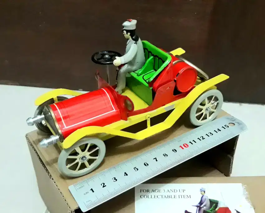 Mainan kaleng tin toys tintoys NOS diecast sepeda lawas tv jam antik