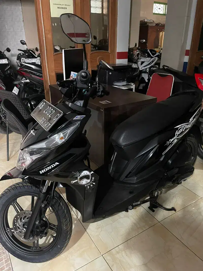 Beat street hitam 2022 Gbm kredit / tunai