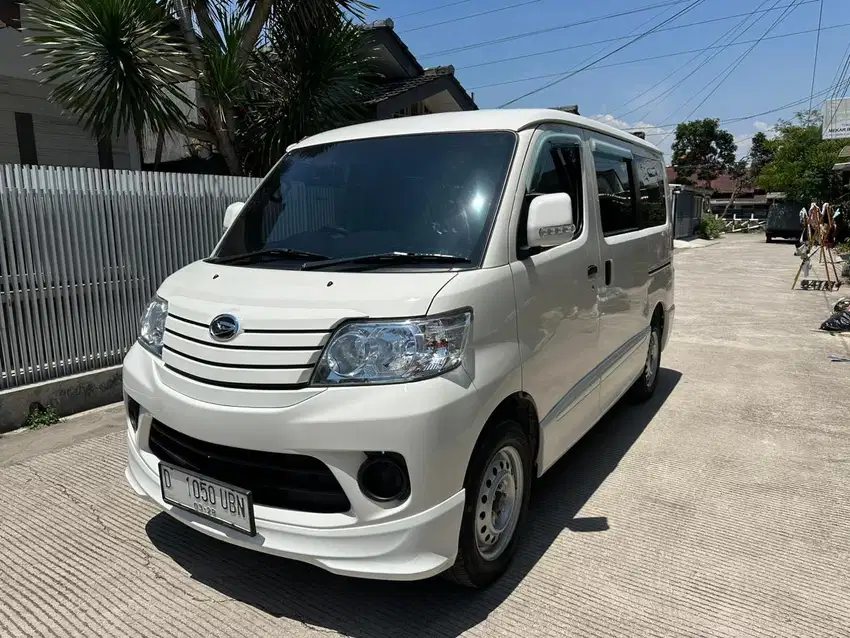 Daihatsu LUXIO D 2023 manual murah cash