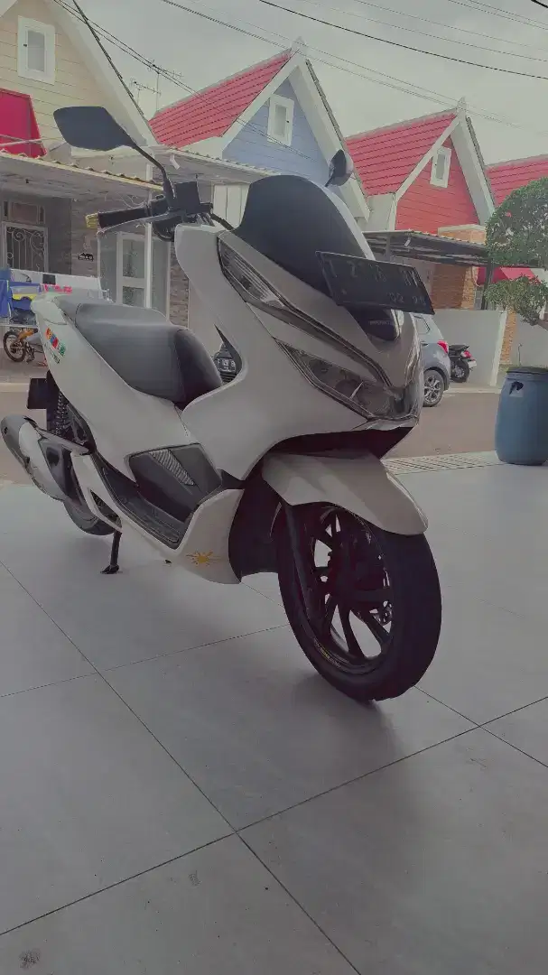 Honda PCX Abs plat T